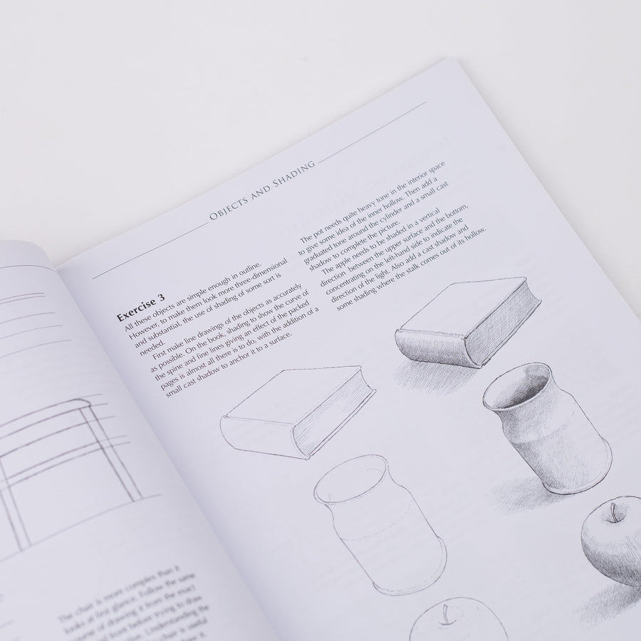 the-essential-guide-to-drawing-art-book-open