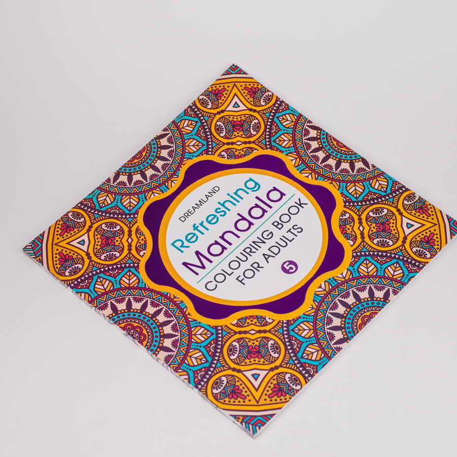 Refreshing Mandala Colouring Book For Adults (Paperback)