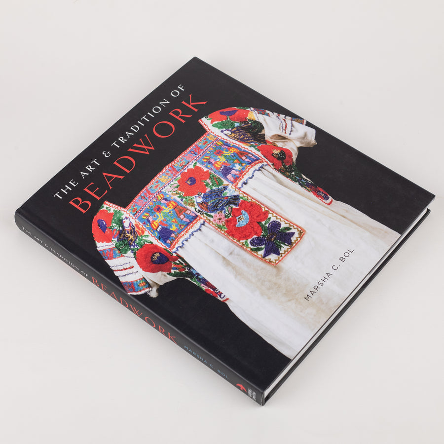 the-art-and-tradition-of-beadwork-by-marsha-c-bol-(hardcover)-top