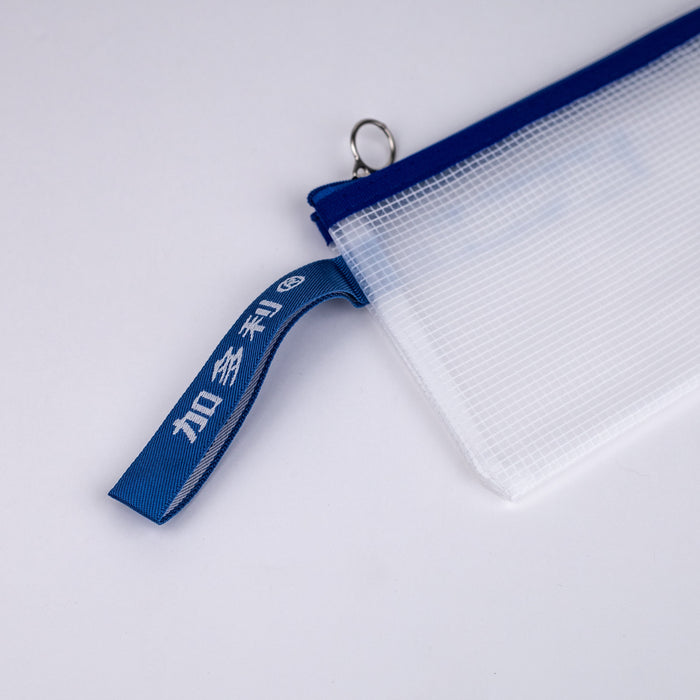 Zipper-pouch-bag-blue-B6-close-up-view