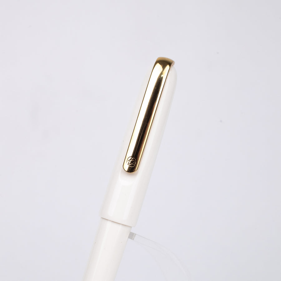 Kaco - Master White Fountain Pen