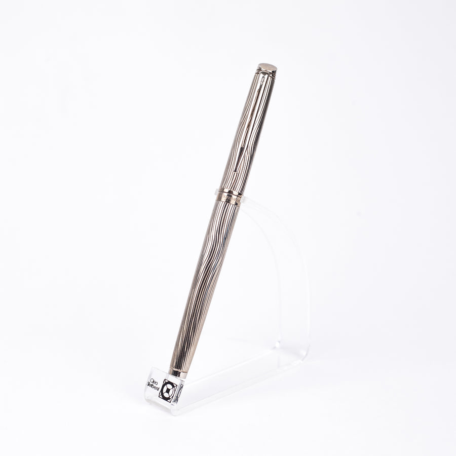 waterman-hemisphere-deluxe-metal-ct-fountain-pen-front-view