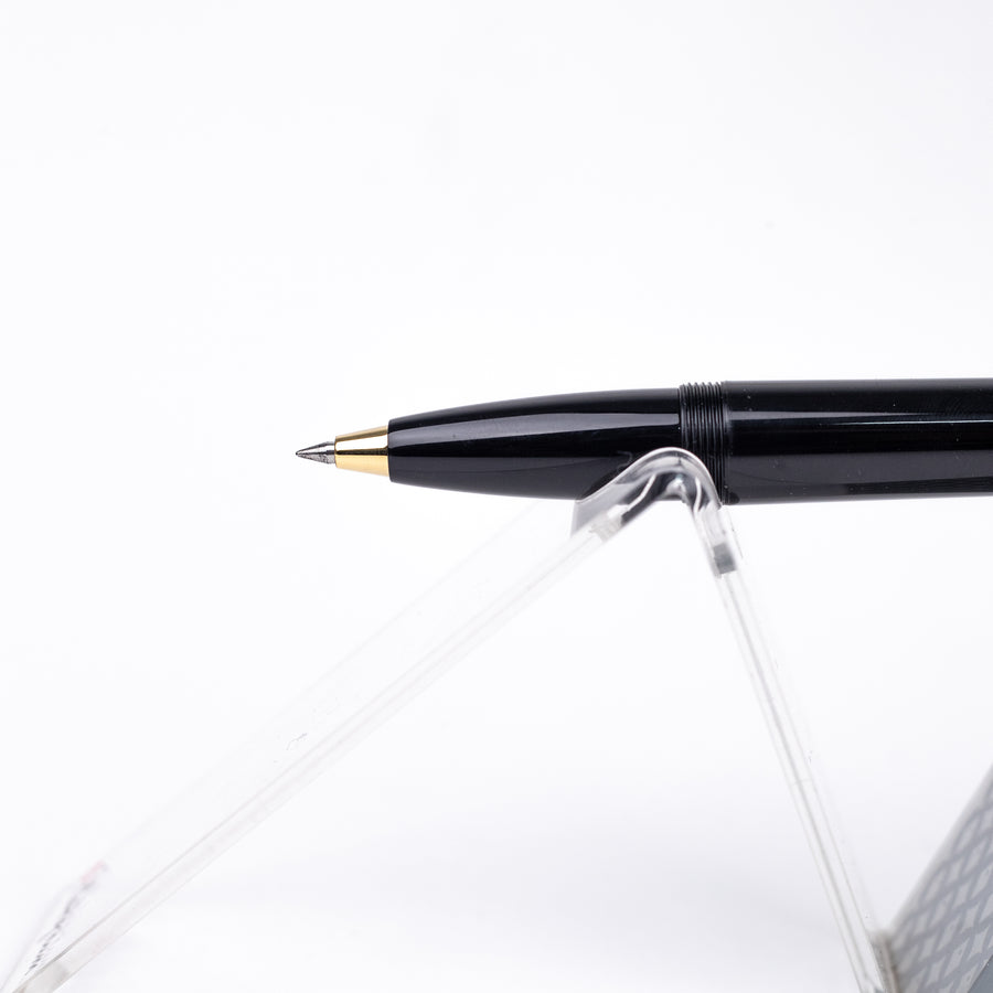 kaco-master-0.5mm-black-roller -pen-nib-view