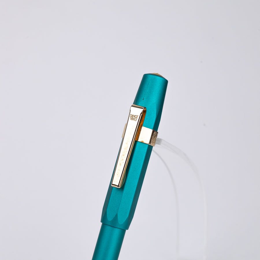 kaweco-AL-sport-fountain-pen iguana-blue-(B)-cap-view