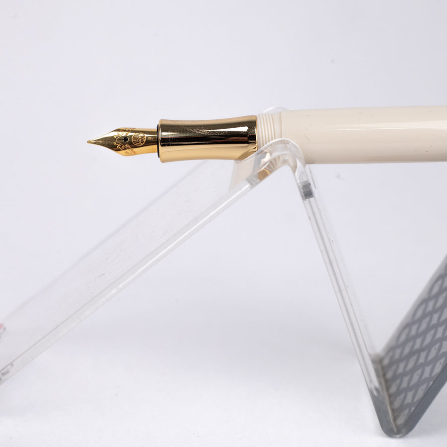kaweco-student-50's-rock-fountain-pen-blue-nib-view-1