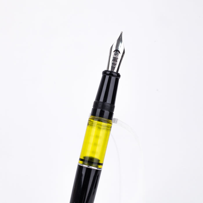 Conklin - Heritage Word Gauge Black/Yellow Fountain Pen  (M)