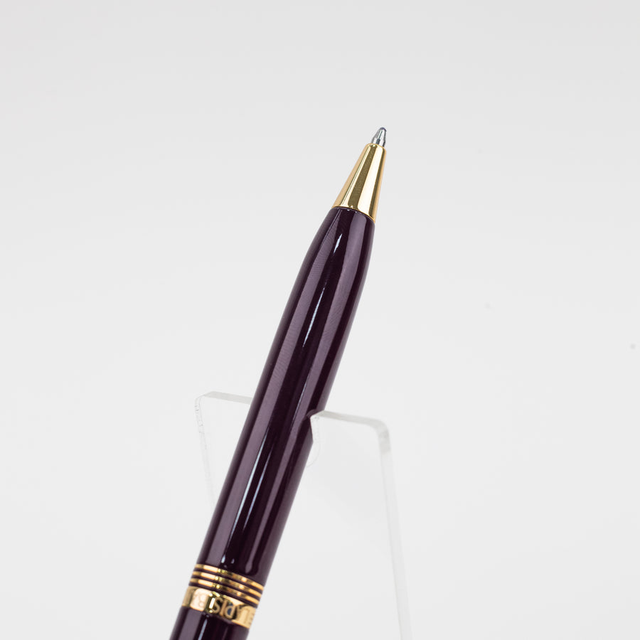 lapis-bard-contemporary-ballpoint-pen-with-gold-trim- bordeaux-nib-view