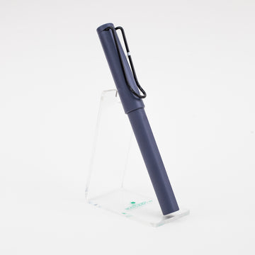 lamy-3D7-safari-rollerball-pen-(M)-pink-cliff-close-view