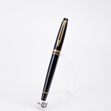 waterman-expert-mars-black-gt-fountain-pen-(F)-front-view