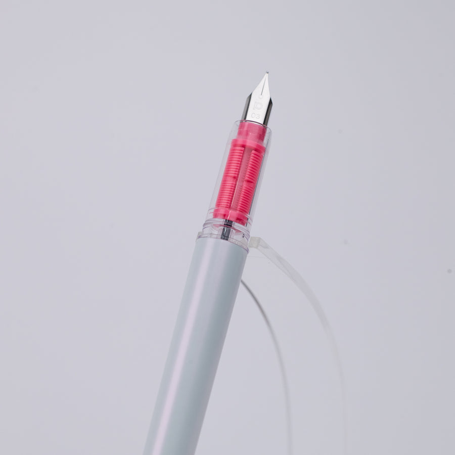 Platinum Plaisir Fountain Pen - White