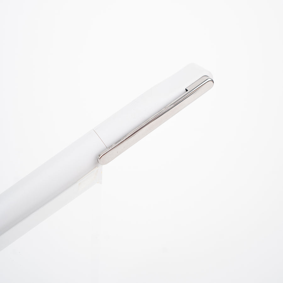 lamy-xevo-ballpoint-pen-light-grey-cap-view