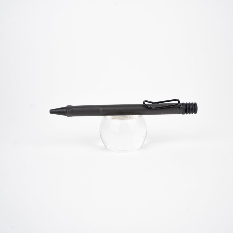 lamy-safari-ballpoint-pen-umbra-black-side-view