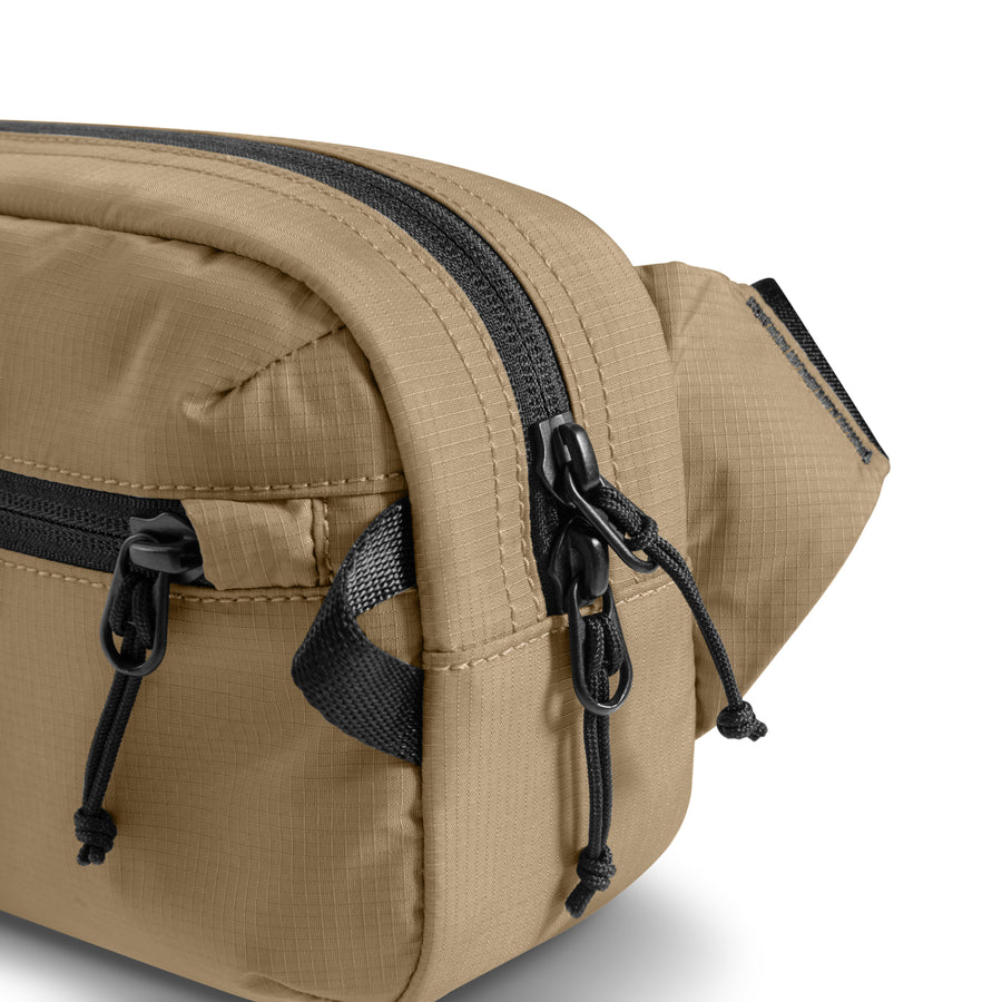 Tomtoc Aviator - T33 Chest Bag 3.5L - Black