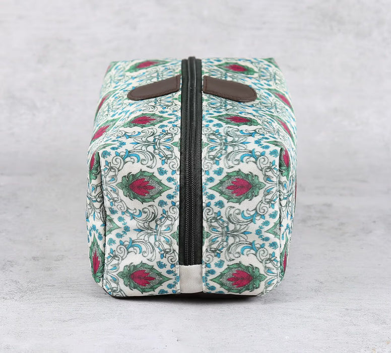 India Circus – Rosebuds of Damask Utility Pouch