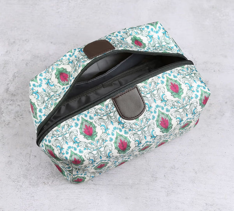 India Circus – Rosebuds of Damask Utility Pouch